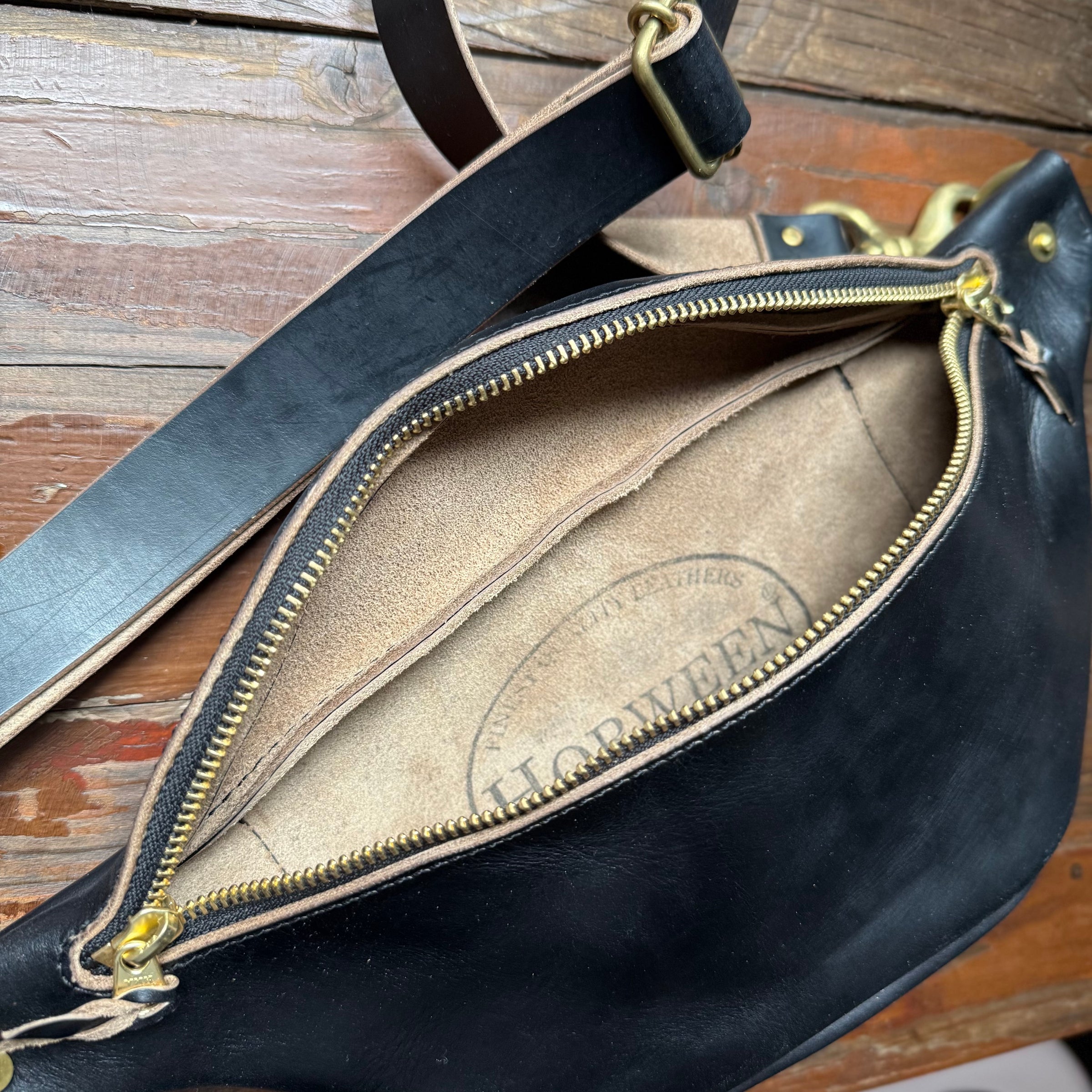 ブッチャーカスタムレザーワークス⭐︎ボディバッグFanny pack Fanny pack | BUTCHER CUSTOM LEATHER WORKS.