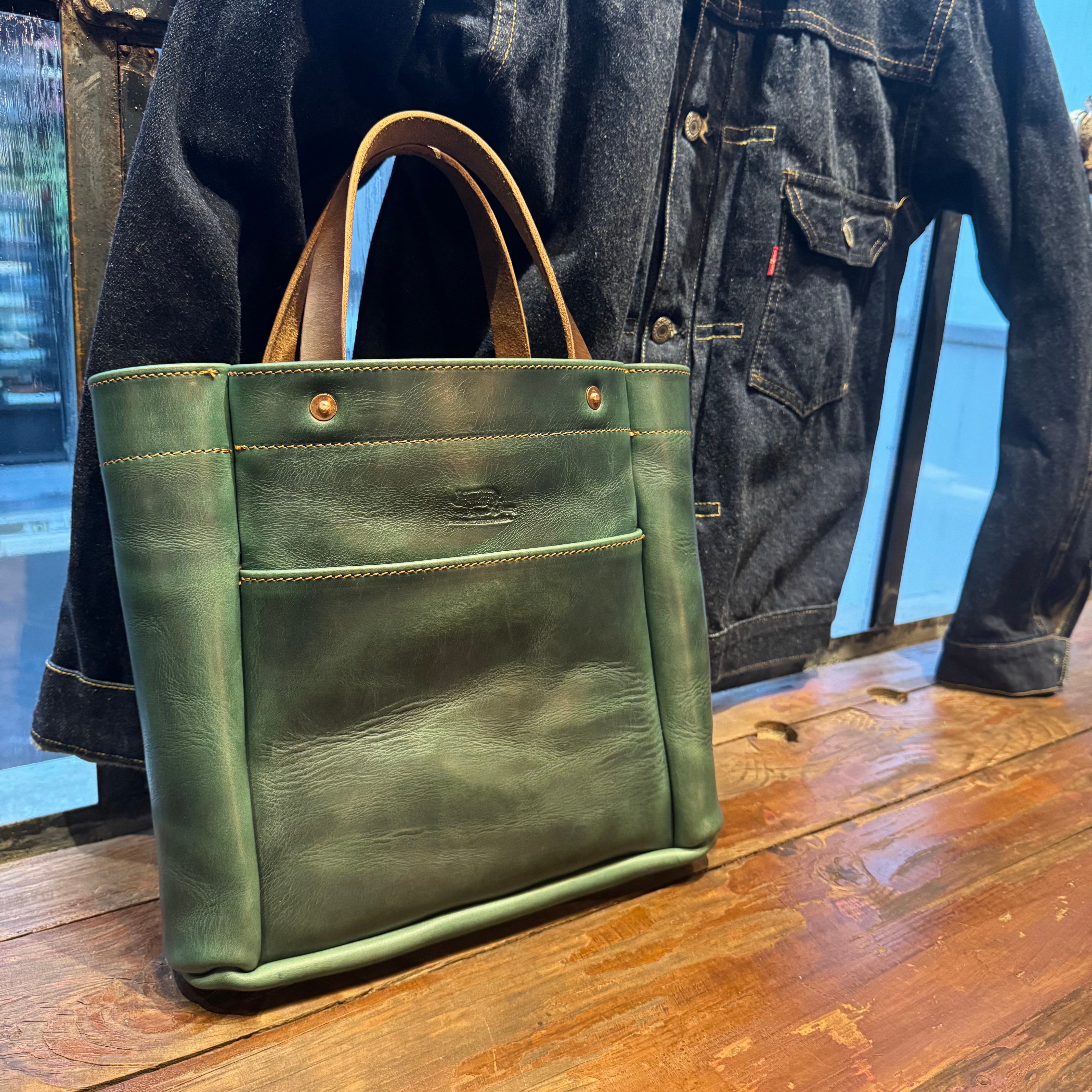 Box tote DB | BUTCHER CUSTOM LEATHER WORKS.