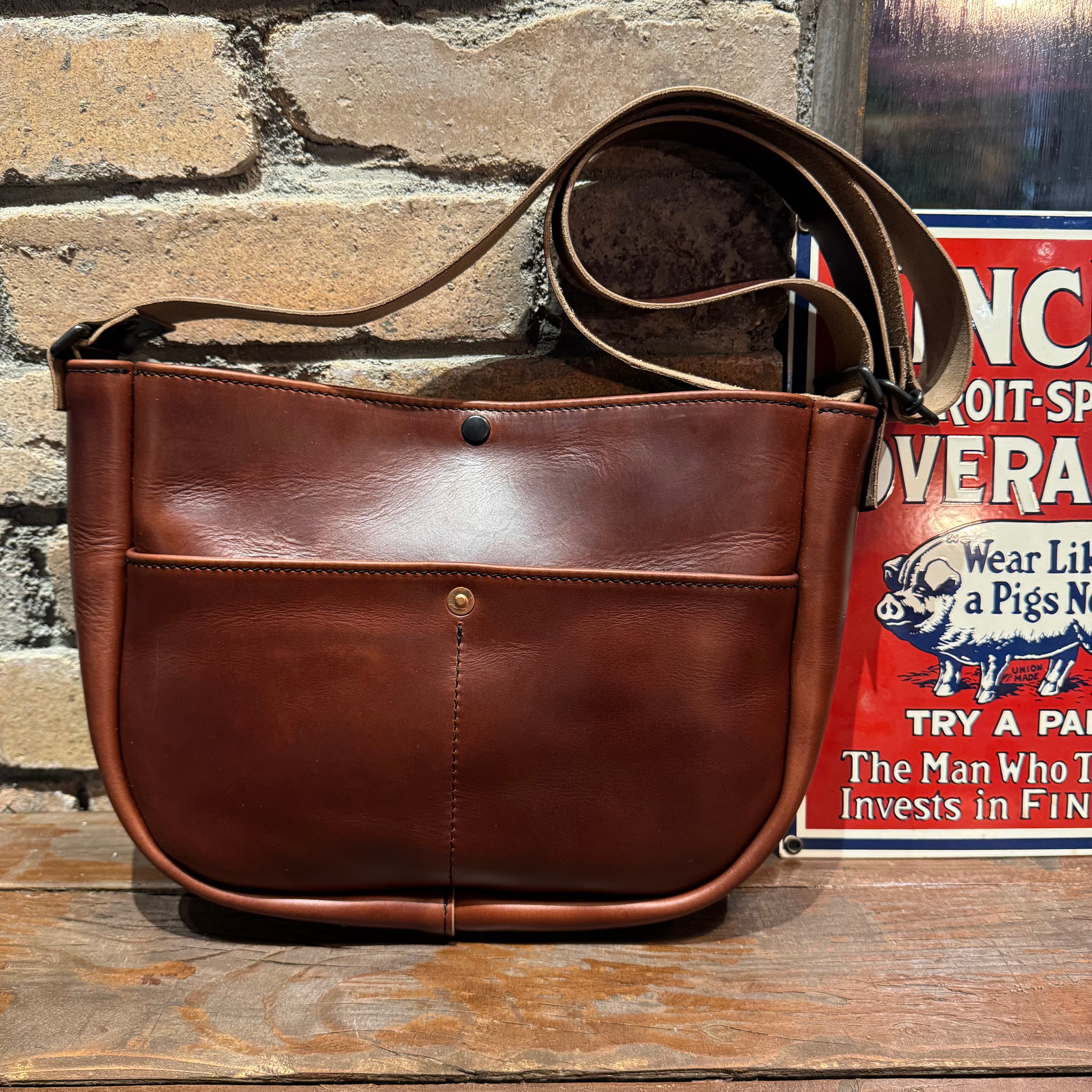 BUTCHER CUSTOM LEATHER | レア butcher custom leather works クロム