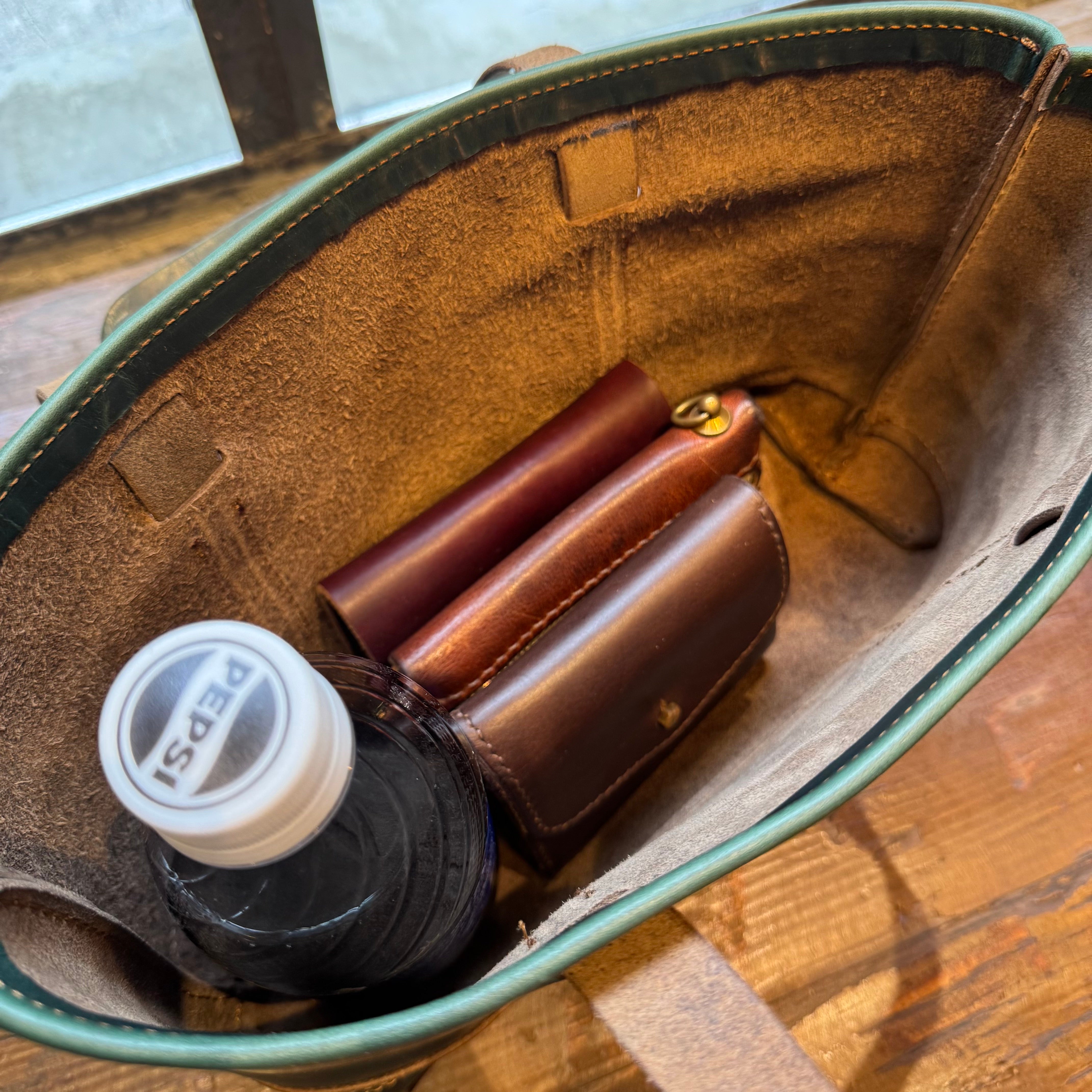 Dax tote DB | BUTCHER CUSTOM LEATHER WORKS.